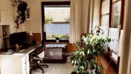 Eladó családi ház Szekszárd