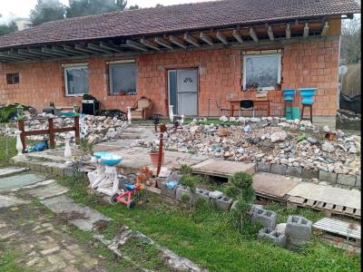 Eladó családi ház Dunaújváros