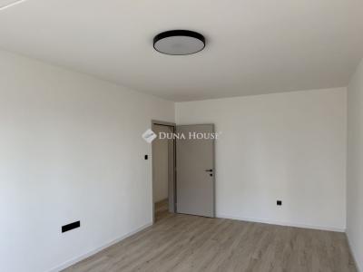 Eladó lakás Pécs