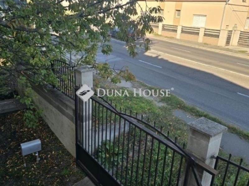 Eladó családi ház Pécs