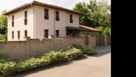 Eladó családi ház Pécs