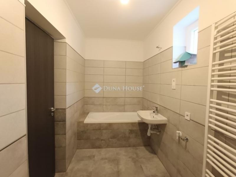 Eladó családi ház Nagykáta