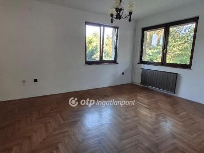 Eladó családi ház Budapest