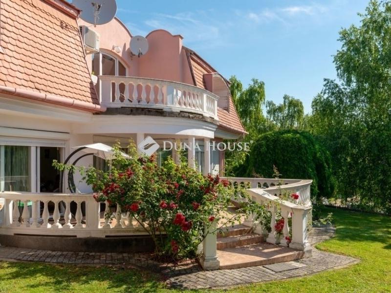 Eladó sorház Siófok