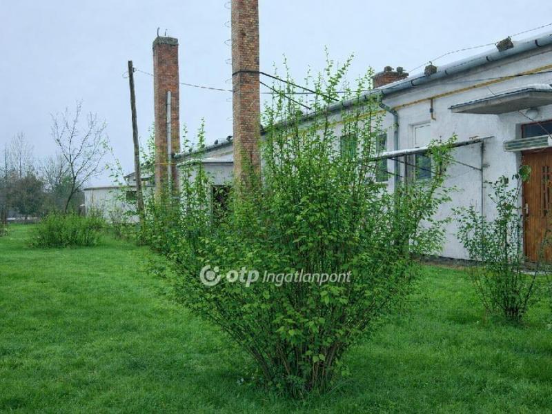 Eladó ipari terület Füzesabony