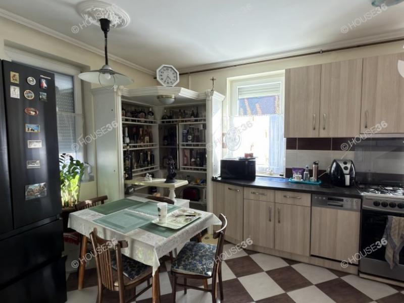 Eladó családi ház Kecskemét