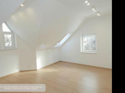 Eladó lakás Balatonföldvár