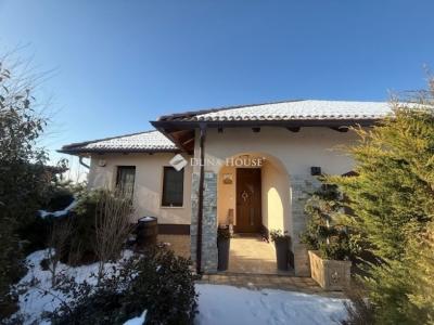 Eladó családi ház Nagytarcsa