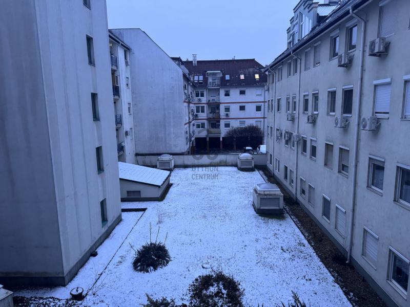 Eladó lakás Budapest