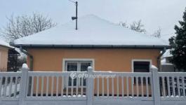 Eladó családi ház Nagykáta