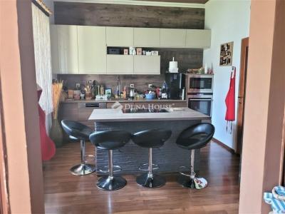 Eladó családi ház Szigetszentmiklós