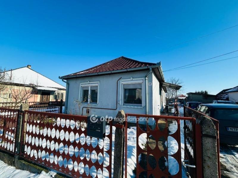 Eladó családi ház Ibrány