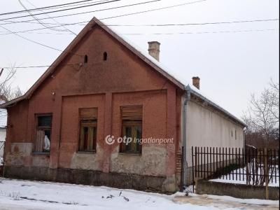 Eladó családi ház Dombóvár