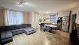 Eladó ikerház Fót