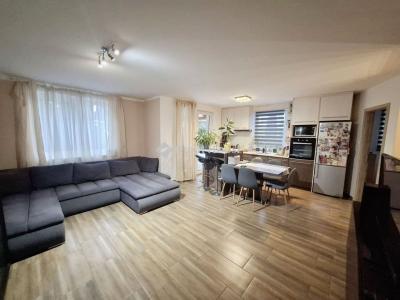 Eladó ikerház Fót