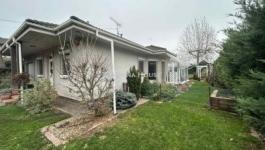 Eladó családi ház Vecsés