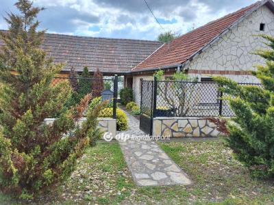 Eladó családi ház Albertirsa