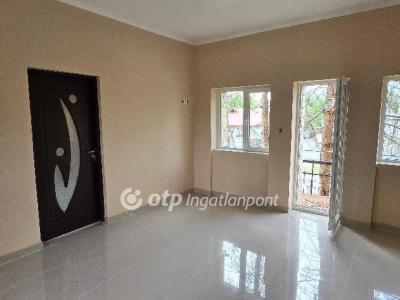 Eladó lakás Berettyóújfalu