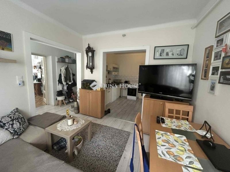 Eladó családi ház Vecsés