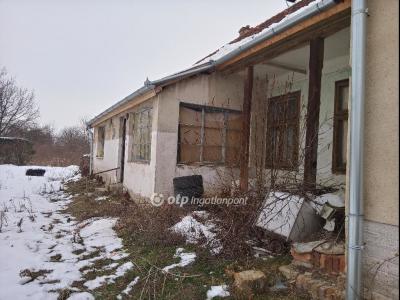 Eladó családi ház Dombóvár