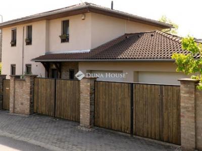 Eladó családi ház Pécs