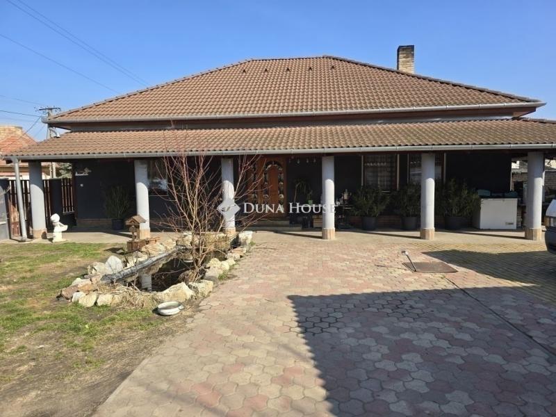 Eladó családi ház Pilis