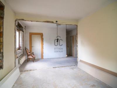 Eladó családi ház Budapest