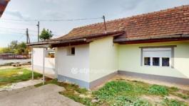 Eladó családi ház Szikszó