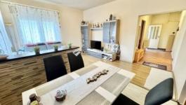 Eladó családi ház Üllő