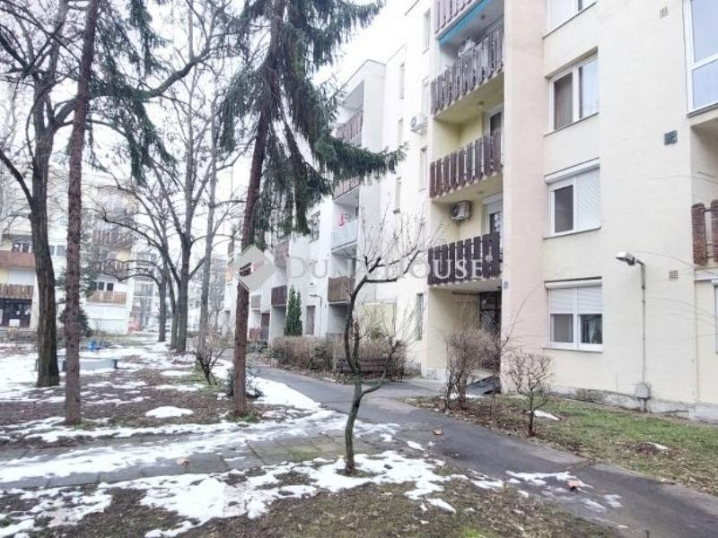 Eladó lakás Tatabánya