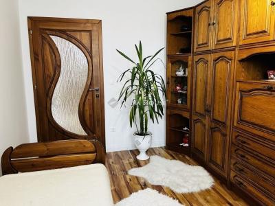 Eladó családi ház Monor