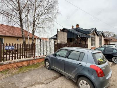 Eladó lakóövezeti telek Monor