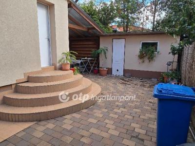 Eladó családi ház Debrecen