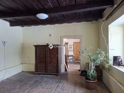 Eladó családi ház Budapest