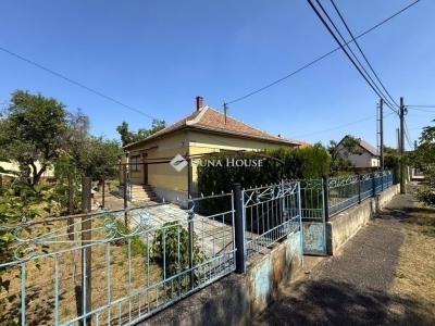 Eladó családi ház Budapest