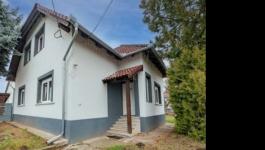 Eladó családi ház Budapest