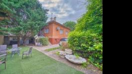 Eladó családi ház Budapest