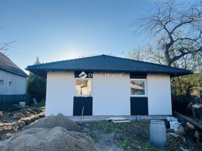 Eladó családi ház Szigethalom