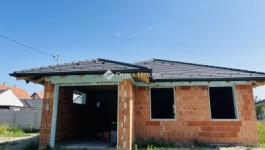 Eladó családi ház Tököl