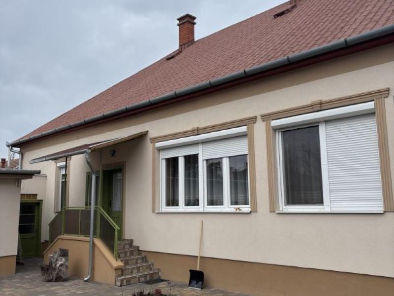 Eladó családi ház Kiskunfélegyháza