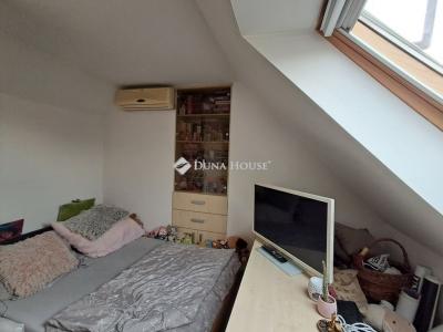 Eladó lakás Pécs