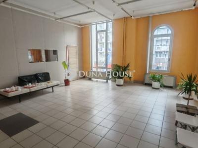 Eladó üzlethelység üzletházban Zalaegerszeg