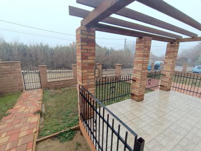 Eladó lakás Erdőkertes