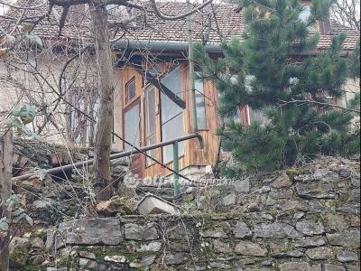 Eladó családi ház Pécs