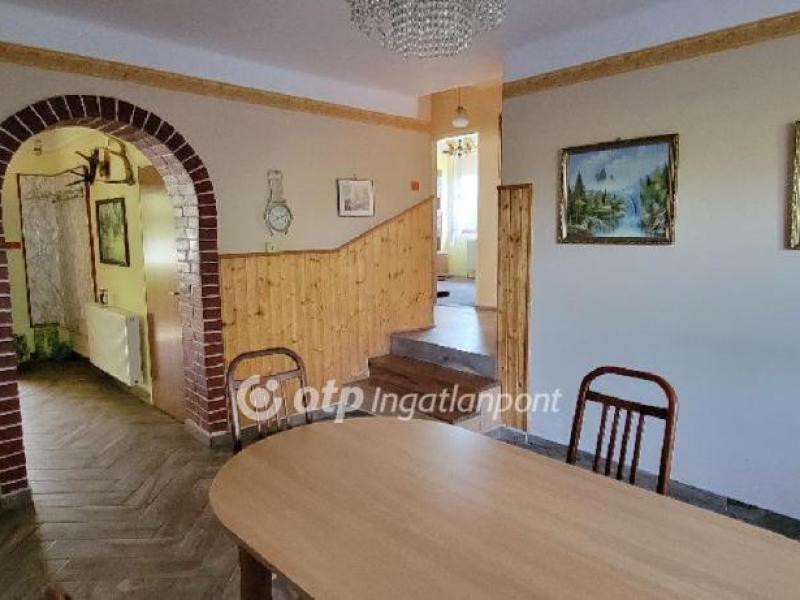 Eladó lakás Győr