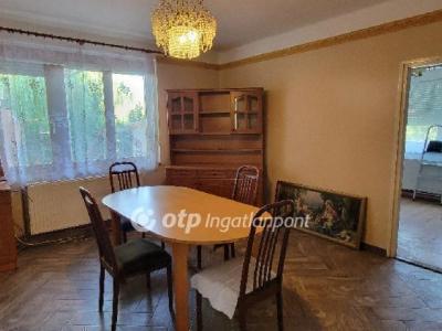 Eladó lakás Győr
