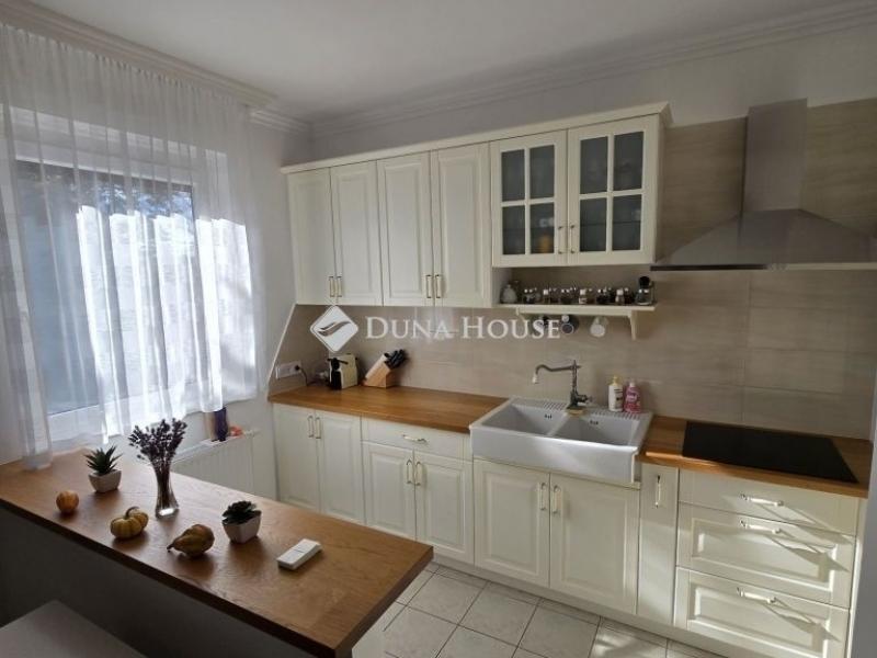 Eladó családi ház Kecskemét