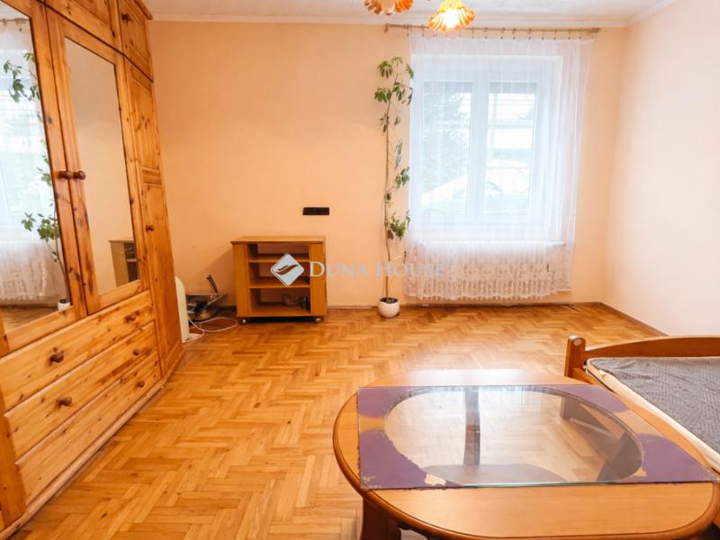 Eladó családi ház Budapest