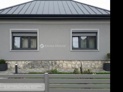 Eladó családi ház Budapest