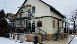 Eladó családi ház Monor